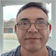 Dipl.-Ing. unterrichtet Elektrotechnik, hilft bei der Prüfungsvorbereitung für Elektroniker. Hilft allen Interessierten